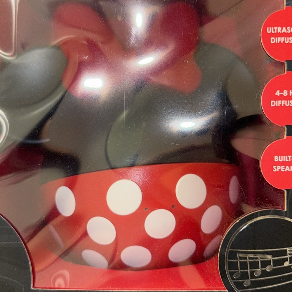 🌷NIB Minnie Mouse diffuser - Picture 3 of 6